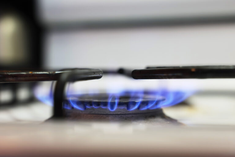 New York’s Gas Stove Ban Faces Unexpected Challenges