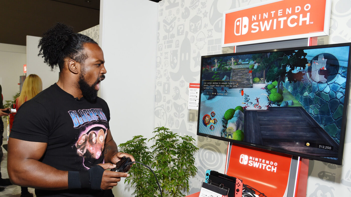 Why Nintendo Switch Uses Cartridges While PlayStation and Xbox Rely on Discs